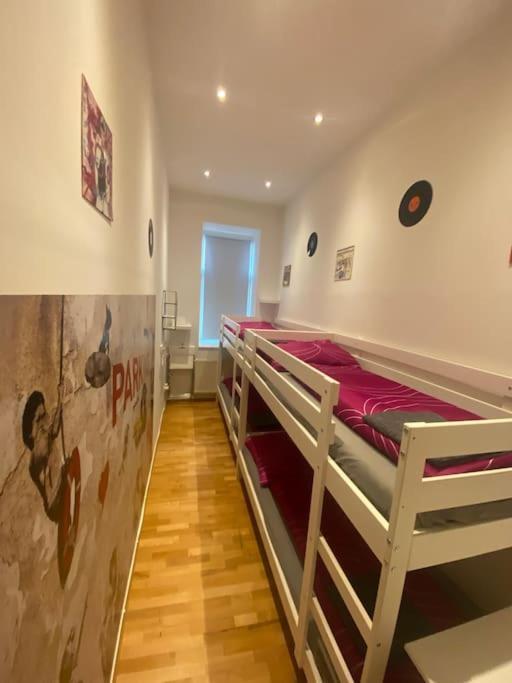 Cozy Appartm With + Airport/City Center Connection Apartment Vienna Luaran gambar
