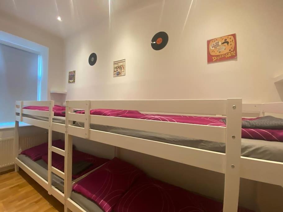 Cozy Appartm With + Airport/City Center Connection Apartment Vienna Luaran gambar